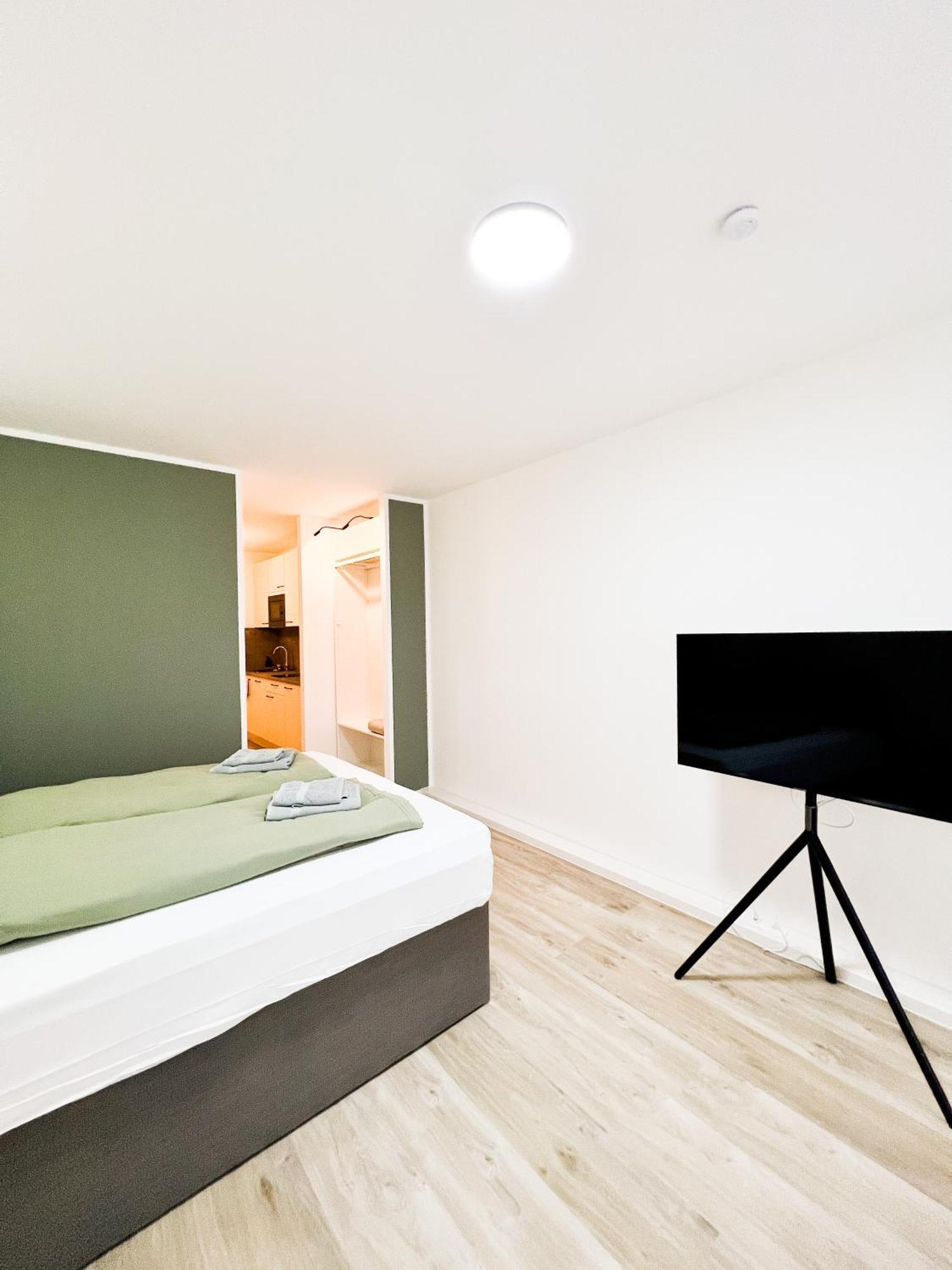 Qonroom - As Individual As You - Minden Kaiserstrasse חדר תמונה