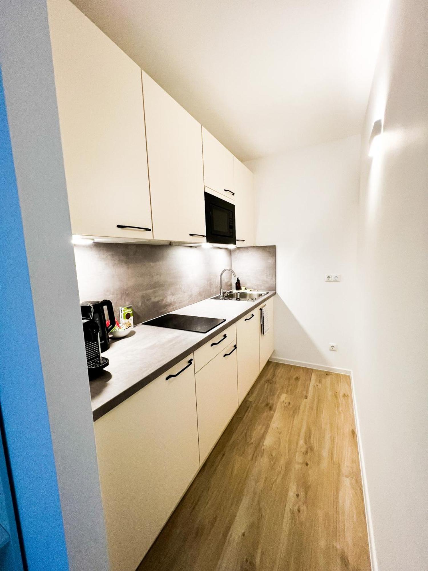 Qonroom - As Individual As You - Minden Kaiserstrasse חדר תמונה